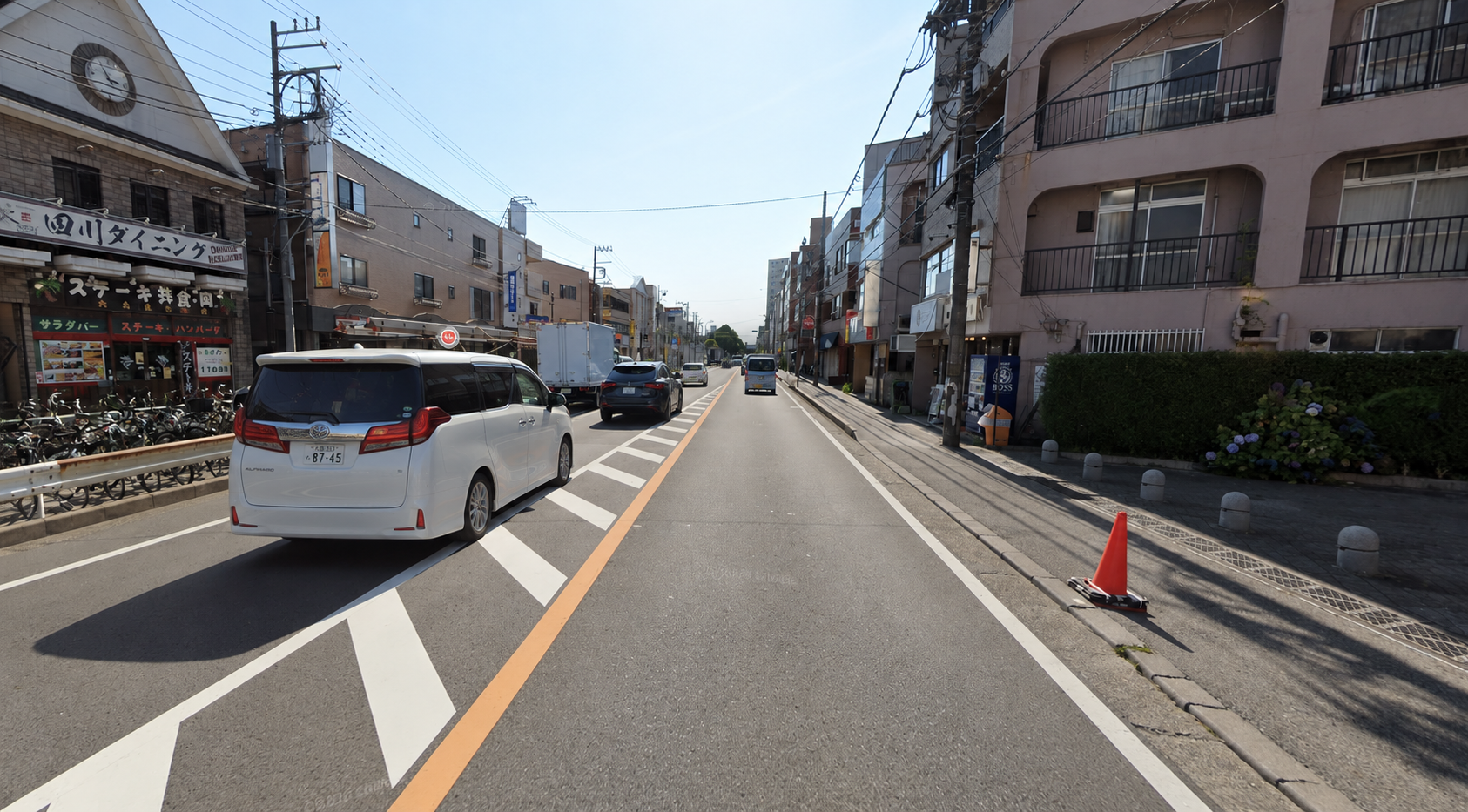 京成大久保方面 片側一車線 左に寄りすぎない車両感覚 講習イメージ