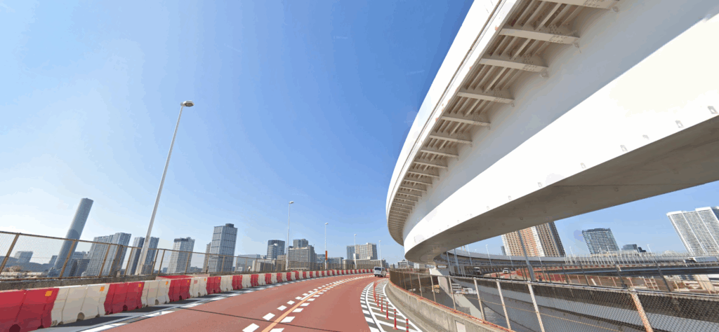 湾岸道路へ向かう途中